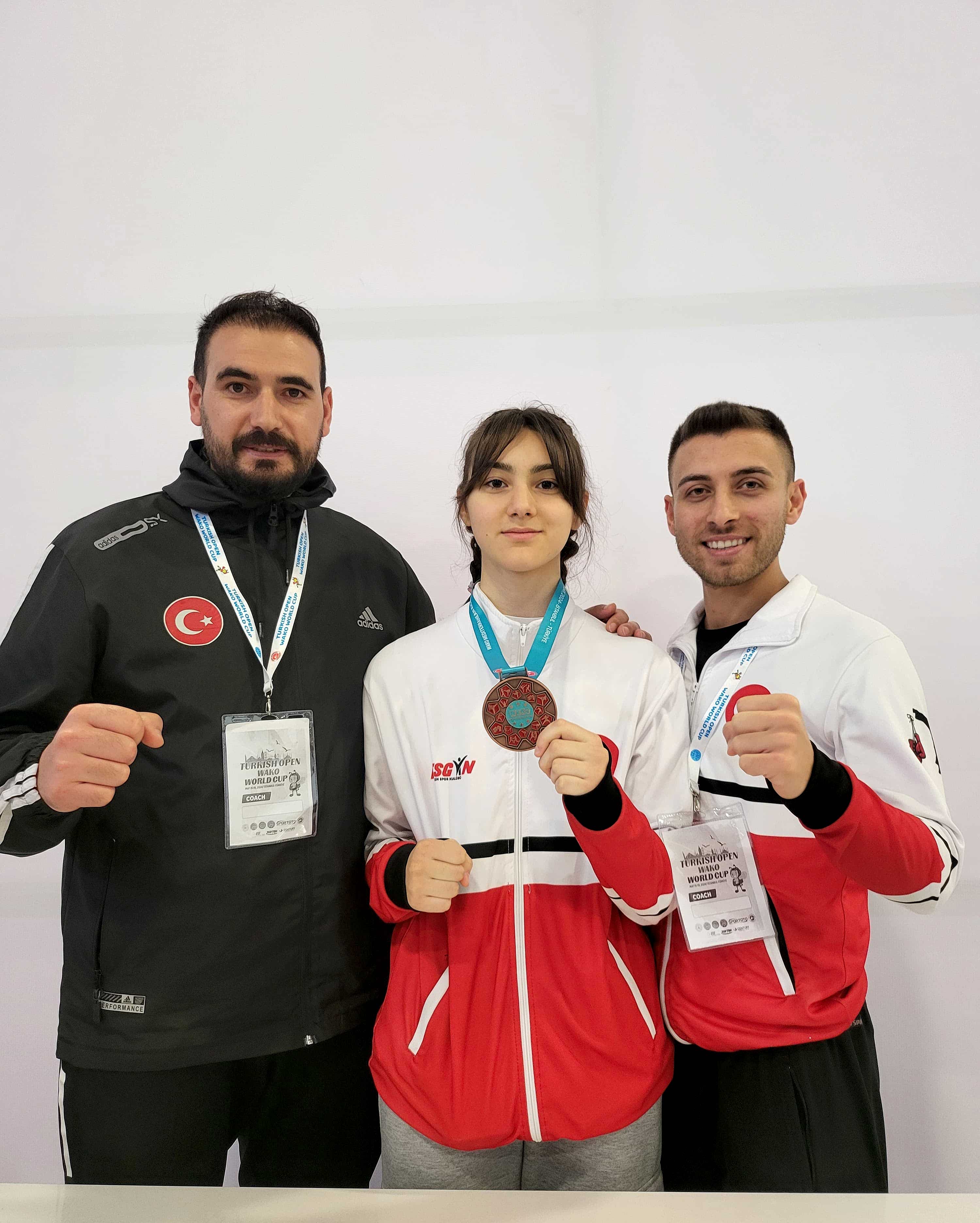 2024 YILI (15-19 MAYIS) İSTANBUL MELİS ŞENER  	ULUSLARARASI AKDENİZ ŞAMPİYONASI POINT FIGHTING 3.sü