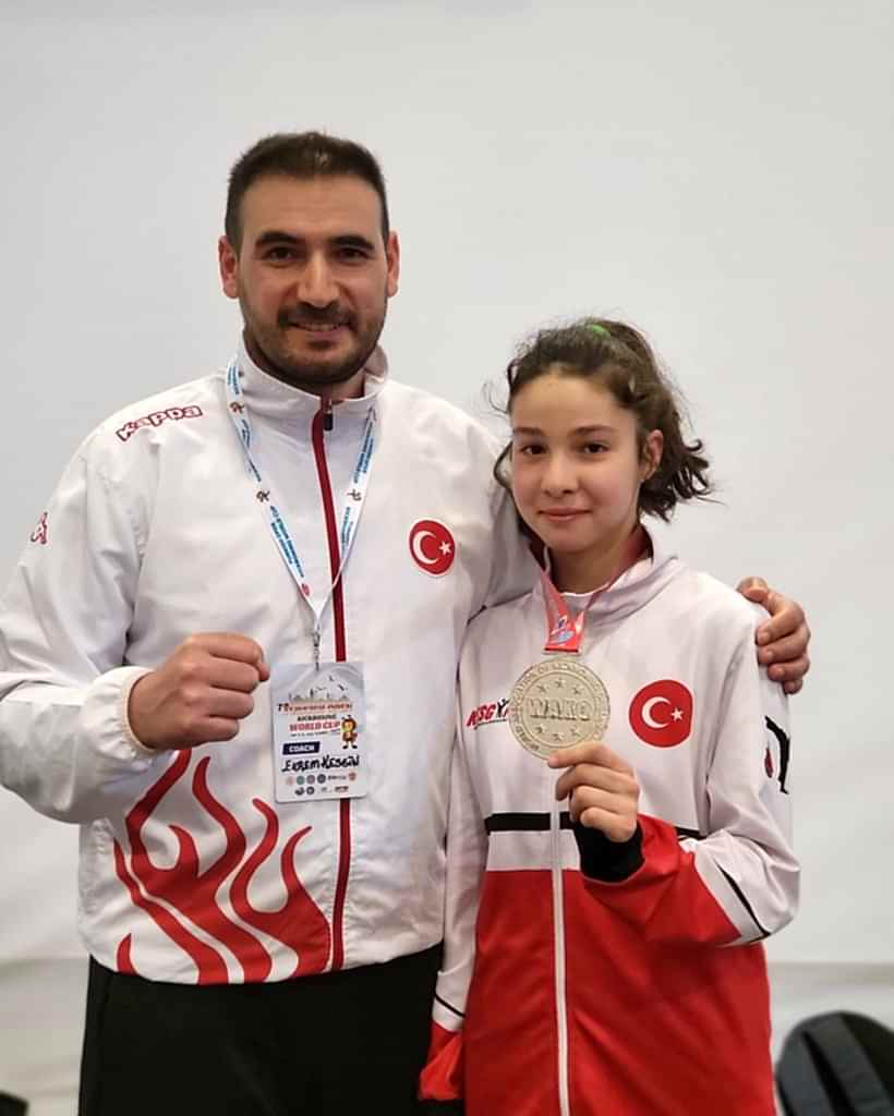 BAHAR KARIŞMA DÜNYA KUPASI 2. Sİ 