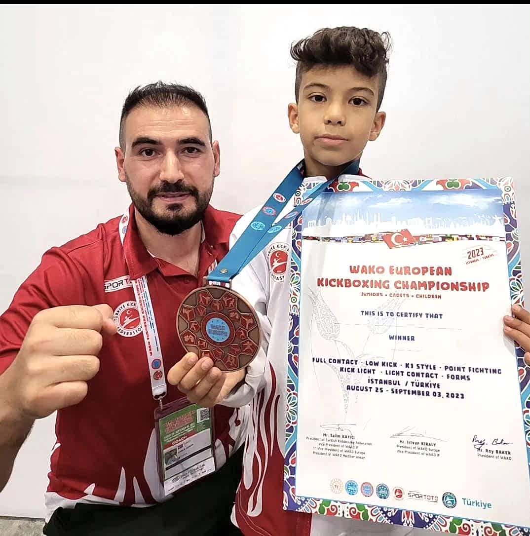 MİLLİ SPORCUMUZ POYRAZ DEMİR AVRUPA 3. SÜ 