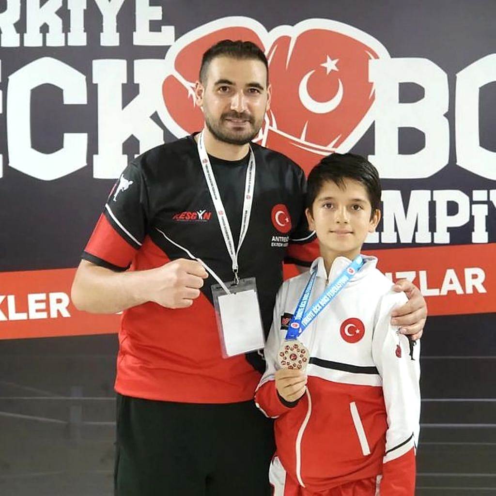 Muhammet Mustafa Şenlik Türkiye 2.si