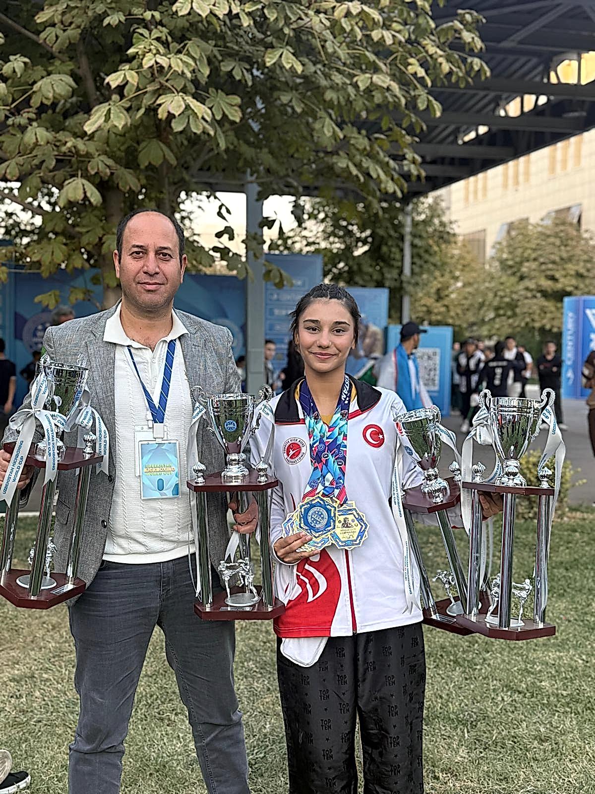ÖZBEKİSTANDA TARİHİ ZAFER! TÜRKİYE DE BİR İLK TEK SPORCU 6 MADALYA 4 ŞAMPİYONLUK!